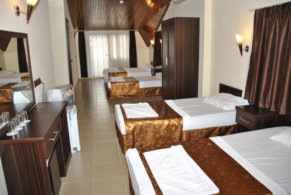 Hotel Green Palm มาร์มาริส ภายนอก รูปภาพ